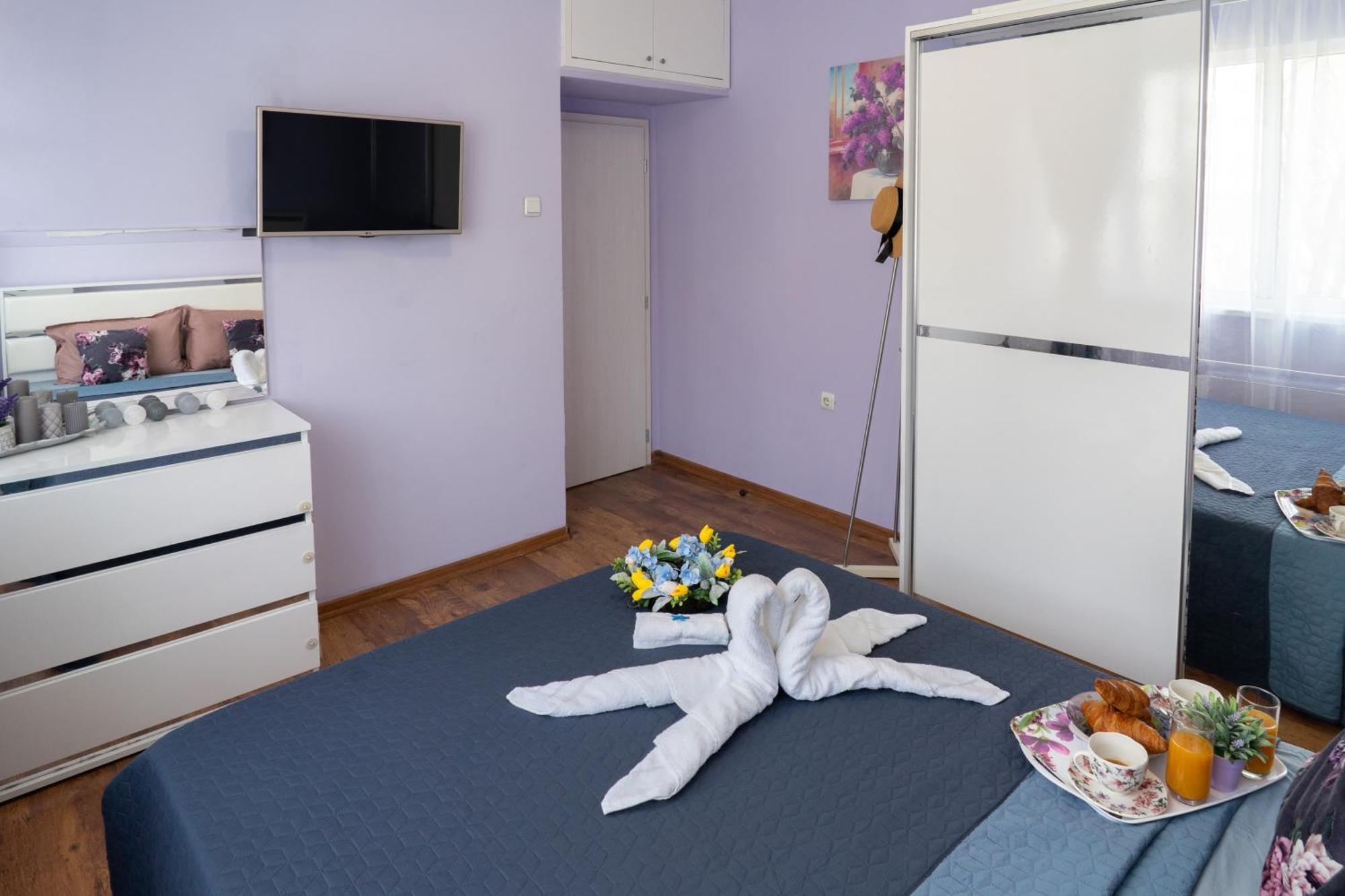 Luxury 2 Bedroom Apartment In Central Varna Exterior foto