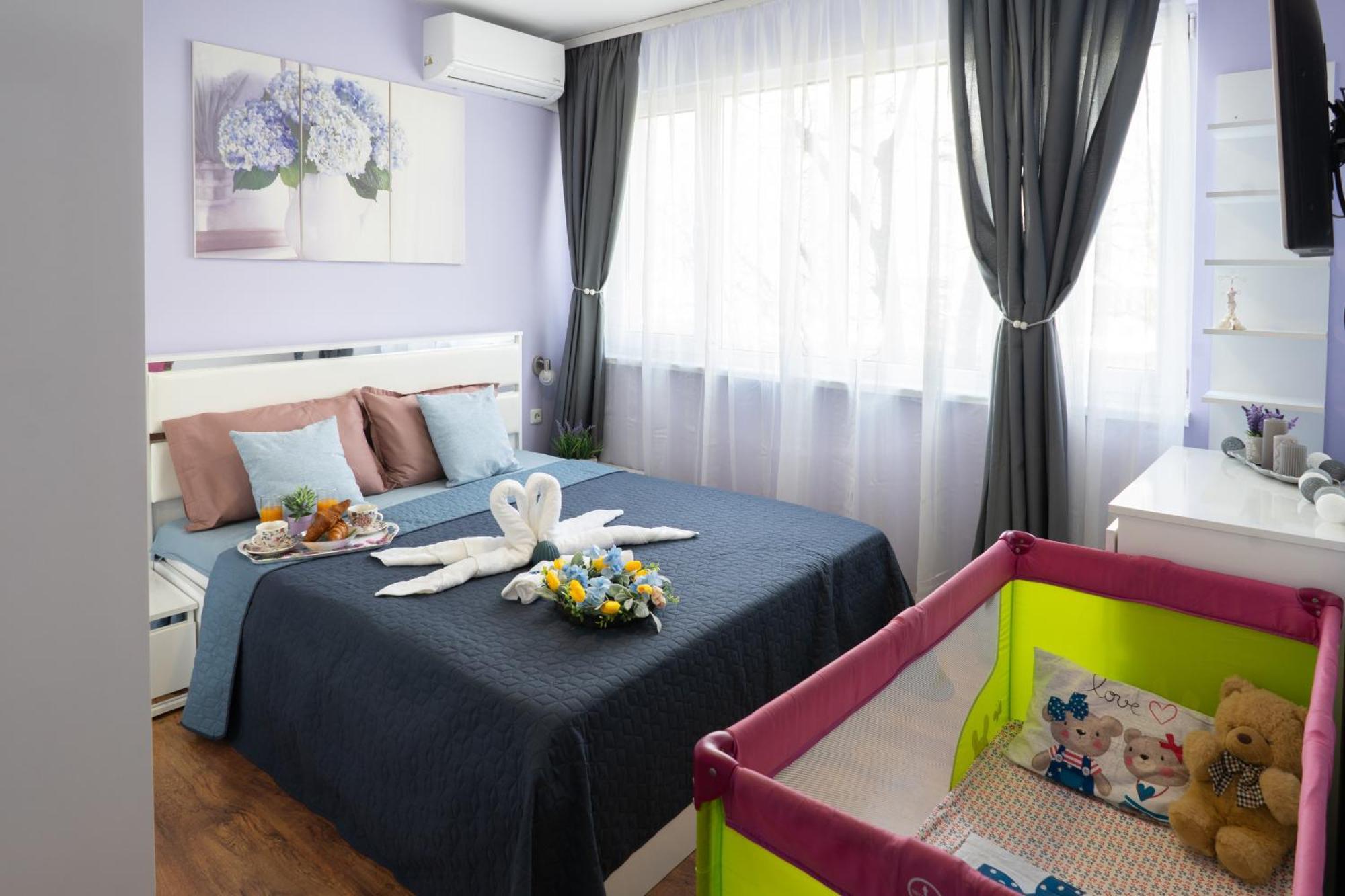 Luxury 2 Bedroom Apartment In Central Varna Exterior foto