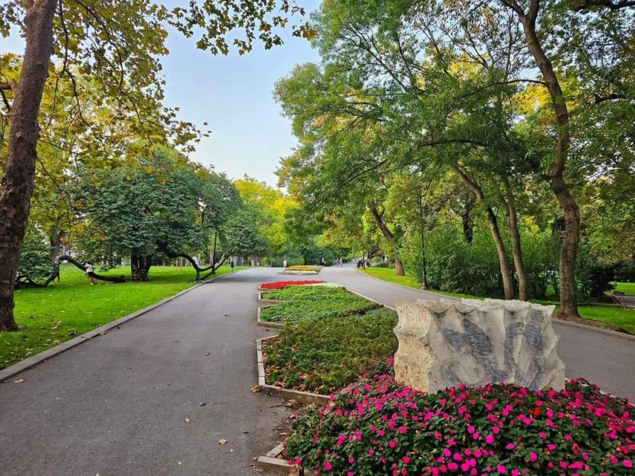 Luxury 2 Bedroom Apartment In Central Varna Exterior foto